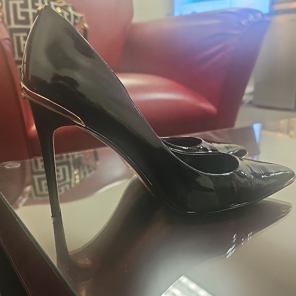 Ted Baker London Glossy Black Heels